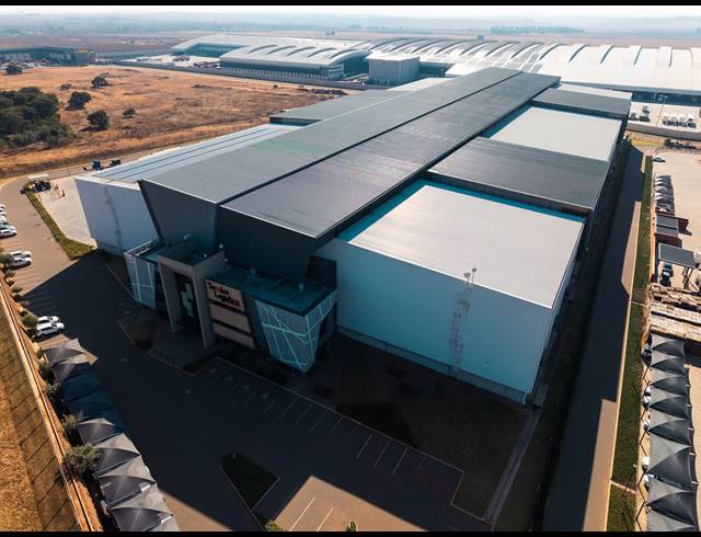 22,095M² WAREHOUSE TO LET IN GLEN MARAIS